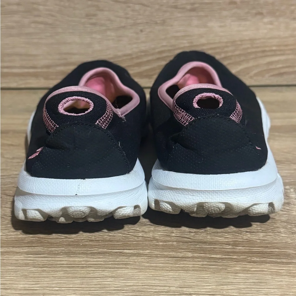 Skechers Go Walk Women's 9 Black slip On Shoes pink breast cancer ribbon sneaker